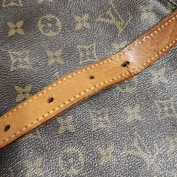 Louis Vuitton Monogram Musette Salsa GM Crossbody - Picture 13 of 16